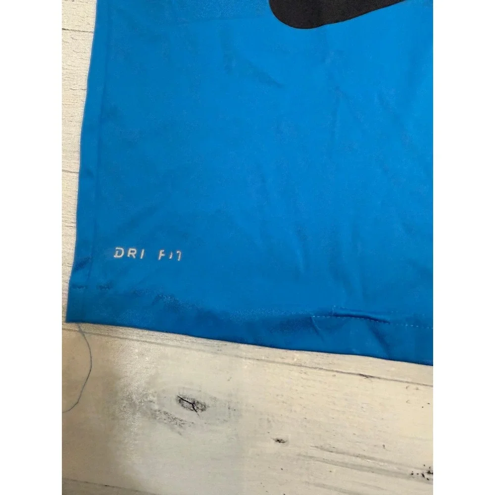 Nike‎ boys blue sports smiley face shirt size 4